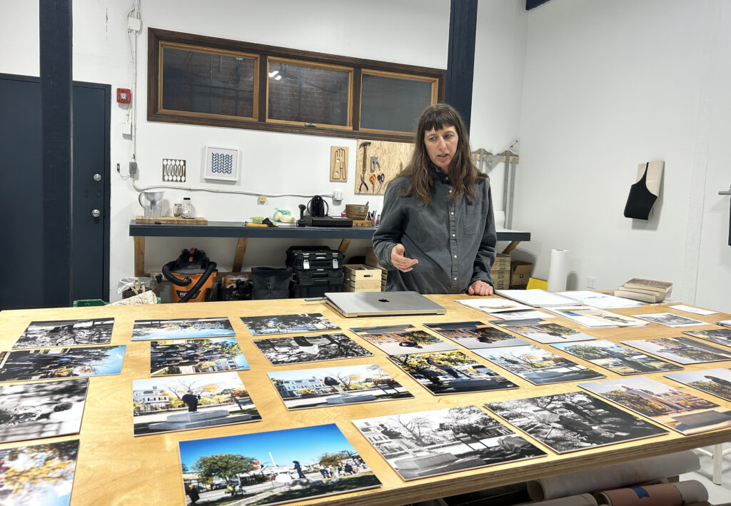 Lu sharing photographs from one of her interventions, where middle-schoolers from Sophia Academy gathered at the square and posed on the pedestal to take pictures.